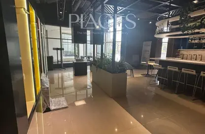 مساحات مكتبية - استوديو - 2 حمامات للايجار في شارع ال ٩٠ الجنوبي - شارع التسعين الجنوبي - التجمع الخامس - مدينة القاهرة الجديدة - القاهرة
