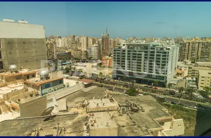 شقة - 3 غرف نوم - 3 حمامات للبيع في شارع كمال الدين صلاح - سموحة - حي شرق - الاسكندرية