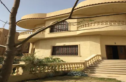 فيلا - 8 غرف نوم - 8 حمامات للبيع في شارع الشيخ حسن مأمون - الياسمين 7 - الياسمين - مدينة القاهرة الجديدة - القاهرة