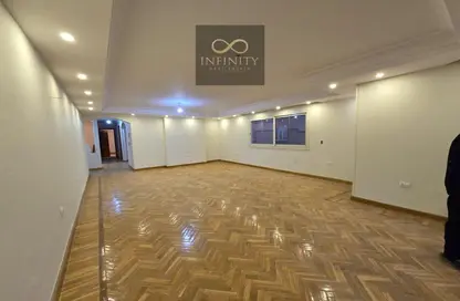 Apartment - 3 Bedrooms - 2 Bathrooms for rent in Zahraa El Maadi - Hay El Maadi - Cairo