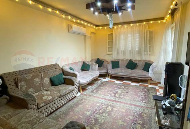 8224025 - Property Image 2