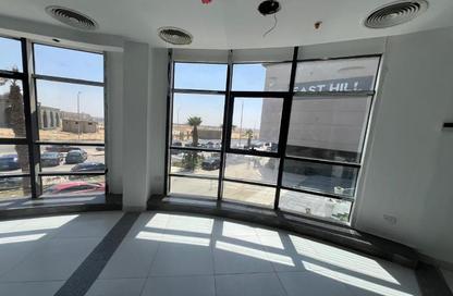 Retail - Studio - 1 Bathroom for rent in East Hill - 5th Settlement Compounds - The 5th Settlement - New Cairo City - Cairo