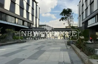 Office Space - Studio - 5 Bathrooms for rent in Park St. - Ring Road - The 5th Settlement - New Cairo City - Cairo
