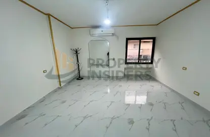 شقة - 2 غرف نوم - 2 حمامات للبيع في شارع البطل احمد عبد العزيز - المهندسين - الجيزة