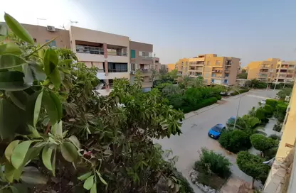 Apartment - 3 Bedrooms - 2 Bathrooms for sale in 8th District - 6 October City - Giza