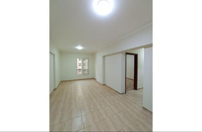 Apartment - 3 Bedrooms - 3 Bathrooms for rent in Capital East - Nasr City Compounds - Nasr City - Cairo