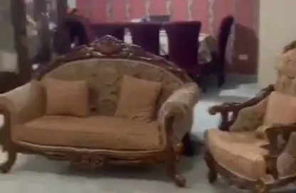 شقة - 4 غرف نوم - 3 حمامات للبيع في شارع فريد شوقي - العجوزة - الجيزة