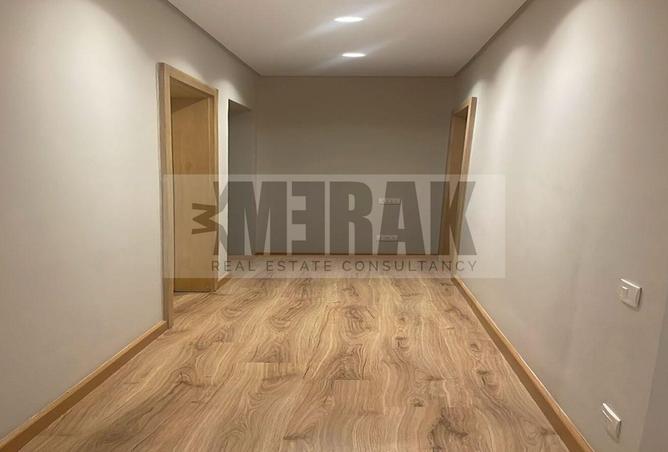 8083572 - Property Image 3