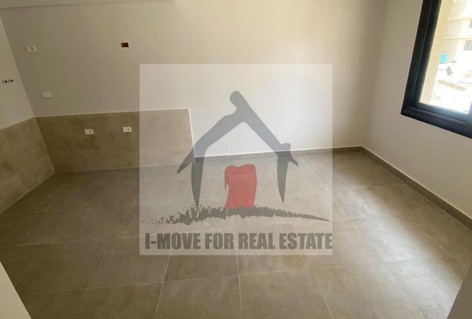 8239169 - Property Image 3