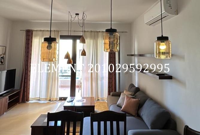 8420611 - Property Image 3