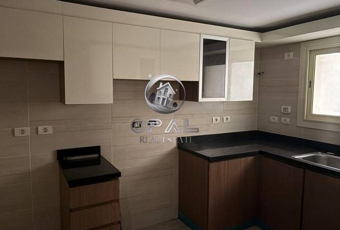 8221508 - Property Image 2