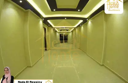 Retail - Studio - 3 Bathrooms for rent in Sporting - Hay Sharq - Alexandria
