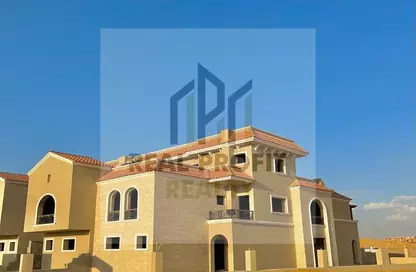 Apartment - 2 Bedrooms - 2 Bathrooms for sale in Maadi View - El Shorouk Compounds - Shorouk City - Cairo