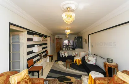 Apartment - 3 Bedrooms - 2 Bathrooms for sale in Kafr Abdo St. - Kafr Abdo - Roushdy - Hay Sharq - Alexandria