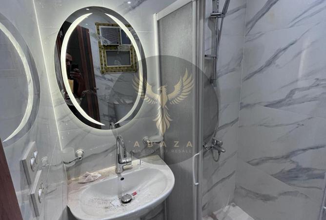 8330711 - Property Image 2