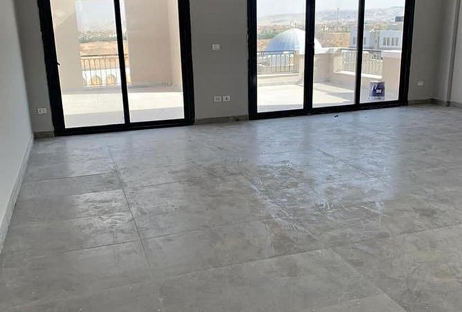 8226877 - Property Image 2