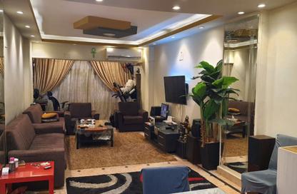 Apartment - 2 Bedrooms - 2 Bathrooms for sale in Ahmed Fakhry St. - 6th Zone - Nasr City - Cairo