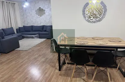 شقة - 3 غرف نوم - 2 حمامات للايجار في شارع عمر بن الخطاب - الرحاب المرحلة الرابعة - الرحاب - مدينة القاهرة الجديدة - القاهرة شقة - 3 غرف نوم - 2 حمامات للايجار في شارع عمر بن الخطاب - الرحاب المرحلة الرابعة - الرحاب - مدينة القاهرة الجديدة - القاهرة