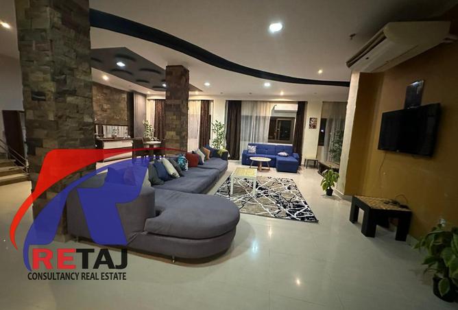 8234817 - Property Image 3