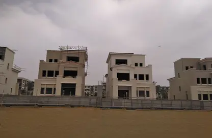 Twin House - 3 Bedrooms - 4 Bathrooms for sale in Levana - Uptown Cairo - Mokattam - Cairo