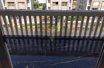 Apartment - 2 Bedrooms - 2 Bathrooms for rent in The Residences - Hyde Park - New Cairo City - Cairo