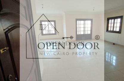 Apartment - 3 Bedrooms - 2 Bathrooms for rent in Doctor Yassin Abdel Ghaffar St. - Area C - Ganoob El Acadimia - New Cairo City - Cairo