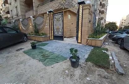 شقة - 4 غرف نوم - 3 حمامات للبيع في البوابة الاولي - خوفو - حدائق الاهرام - الجيزة