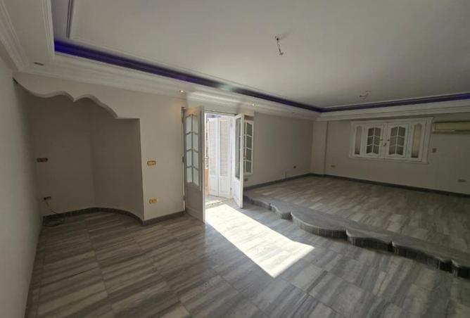 8442130 - Property Image 3