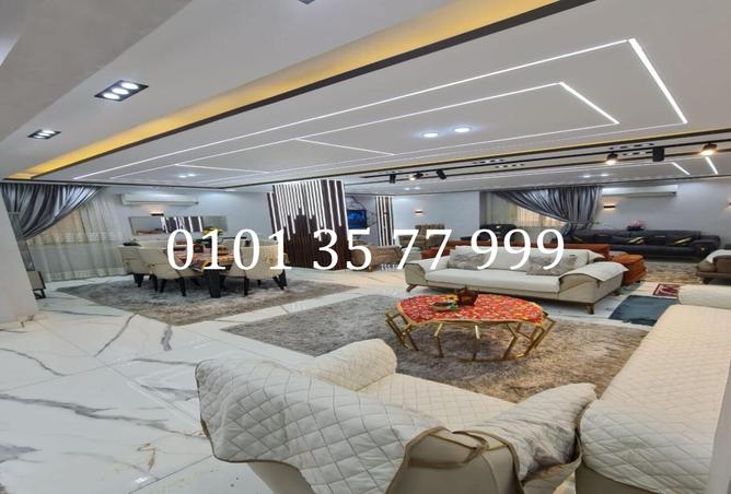 8230384 - Property Image 2