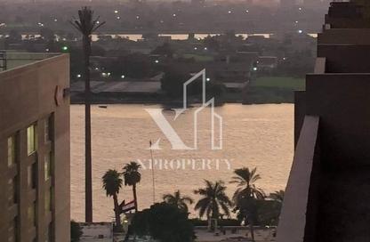 Apartment - 3 Bedrooms - 2 Bathrooms for sale in Nile Corniche St. - El Gezira - Dar El Salam - Cairo