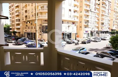 شقة - 3 غرف نوم - 2 حمامات للبيع في سموحة - حي شرق - الاسكندرية