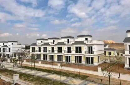 Townhouse - 3 Bedrooms - 3 Bathrooms for sale in Mountain View iCity - 5th Settlement Compounds - The 5th Settlement - New Cairo City - Cairo