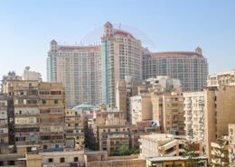 شقة - 3 غرف نوم - 2 حمامات for للبيع in شارع إبراهيم نصير - لوران - حي شرق - الاسكندرية