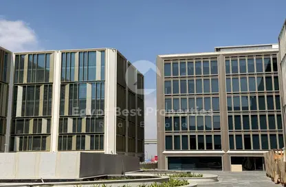 طابق كامل - استوديو - 8 حمامات للبيع في وان نانيتي - شارع التسعين الجنوبي - التجمع الخامس - مدينة القاهرة الجديدة - القاهرة