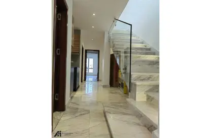 (بنتهاوس  (روف - 3 غرف نوم - 2 حمامات للبيع في ماونتن فيو هايد بارك - كمبوندات التجمع الخامس - التجمع الخامس - مدينة القاهرة الجديدة - القاهرة