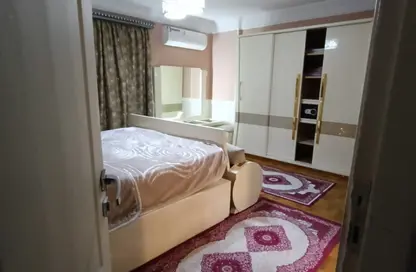 Apartment - 3 Bedrooms - 4 Bathrooms for rent in Ibn Al Nafis St. - 6th Zone - Nasr City - Cairo