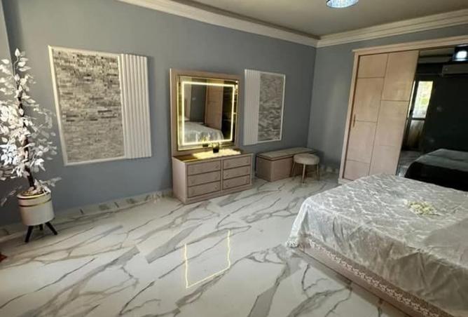 8013441 - Property Image 2