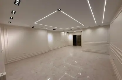 مساحات مكتبية - استوديو - 3 حمامات للايجار في الشطر العاشر - زهراء المعادي - حي المعادي - القاهرة