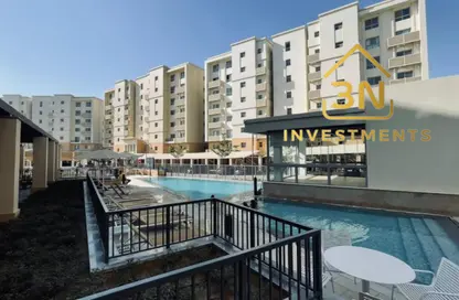 Apartment - 3 Bedrooms - 3 Bathrooms for rent in Uptown Cairo Road - Al Abageyah - El Khalifa - Cairo