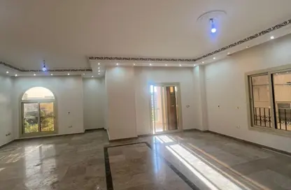 Apartment - 3 Bedrooms - 2 Bathrooms for rent in El Yasmeen 6 - El Yasmeen - New Cairo City - Cairo