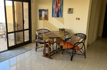 Apartment - 2 Bedrooms - 1 Bathroom for rent in Al Sheikh Mohamed Refaat St. - Al Motamayez District - 6 October City - Giza