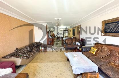 Apartment - 3 Bedrooms - 2 Bathrooms for sale in Zezenia - Hay Sharq - Alexandria