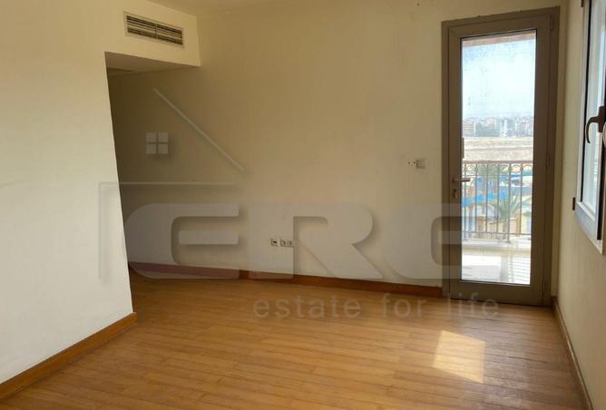 8382639 - Property Image 3