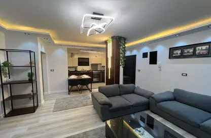 Apartment - 2 Bedrooms - 1 Bathroom for rent in El Rehab Extension - Al Rehab - New Cairo City - Cairo
