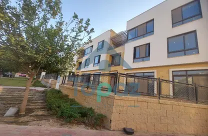 Townhouse - 3 Bedrooms - 3 Bathrooms for sale in Westown - Sheikh Zayed Compounds - Sheikh Zayed City - Giza