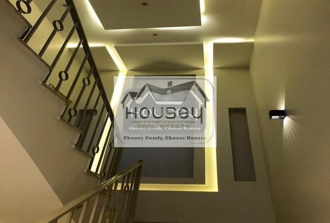 8093030 - Property Image 2