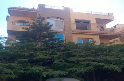 Apartment - 4 Bedrooms - 3 Bathrooms for sale in Area E - Ganoob El Acadimia - New Cairo City - Cairo