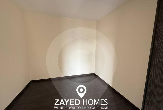 8153987 - Property Image 3