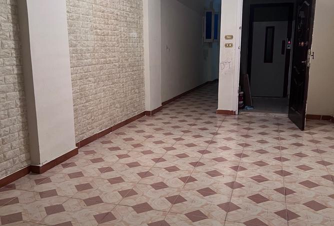 8369940 - Property Image 2