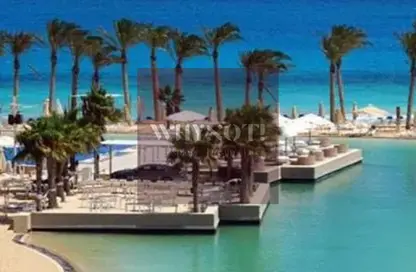 Villa - 6 Bedrooms - 7 Bathrooms for sale in Hacienda White - Sidi Abdel Rahman - North Coast